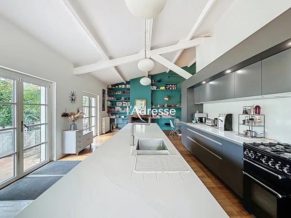 Exclusivité l'Adresse - Toulouse (Quartier Saint-Simon) - Magnifique Toulousaine T6 de 240m² avec Piscine