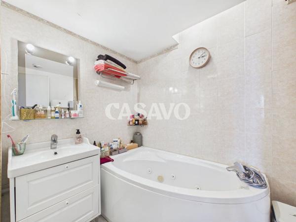 Vente Appartement 4 pièces de 101m² - 92800 Puteaux