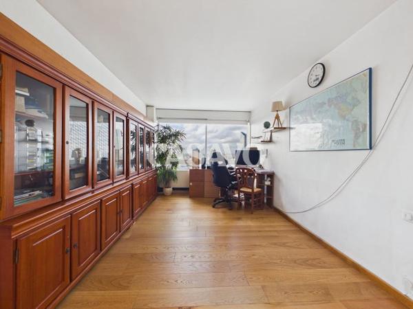 Vente Appartement 4 pièces de 101m² - 92800 Puteaux