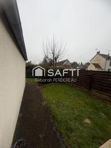 Maison d'habitation avec local commercial