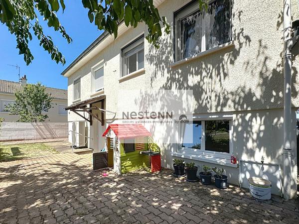 Maison à vendre à Fontaine le Comte - 4 chambres, à proximité des écoles et des commerces