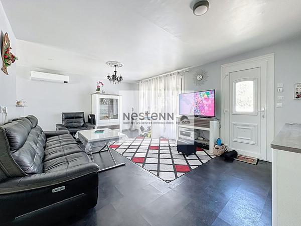 Maison à vendre à Fontaine le Comte - 4 chambres, à proximité des écoles et des commerces