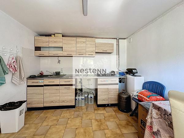 Maison à vendre à Fontaine le Comte - 4 chambres, à proximité des écoles et des commerces