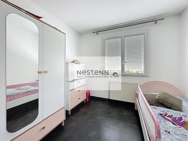 Maison à vendre à Fontaine le Comte - 4 chambres, à proximité des écoles et des commerces