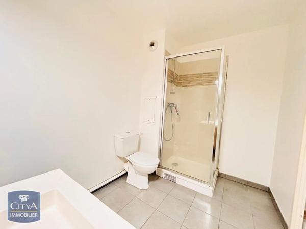 Appartement à louer 2 pièces 43.4m² Romainville (93230)