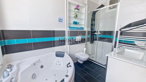 Ensemble immobilier comprenant une maison 7 chambres à BOULOGNE SUR MER