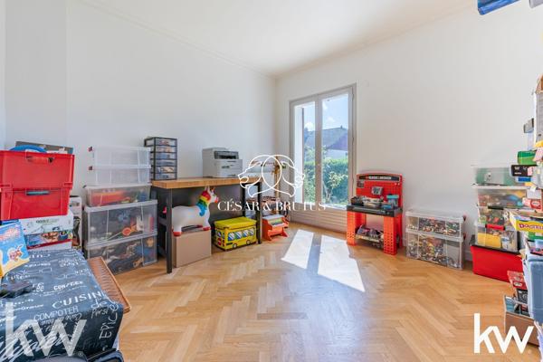MAISON 170 m² de 10 PIECES – PARCELLE 800 m² – LE CARREAU