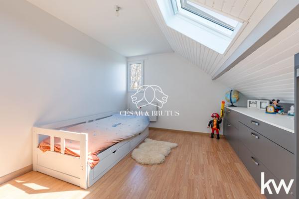 MAISON 170 m² de 10 PIECES – PARCELLE 800 m² – LE CARREAU