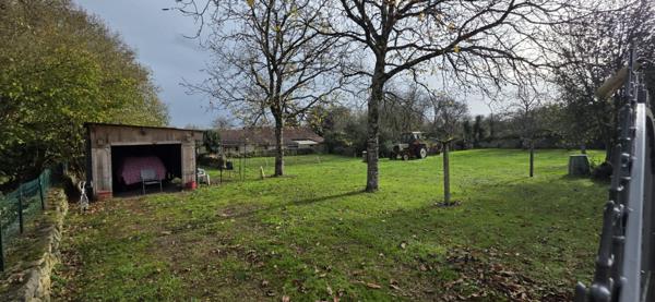 Ensemble immobilier (Maison habitable + Maison à rénover + Terrain constructible)