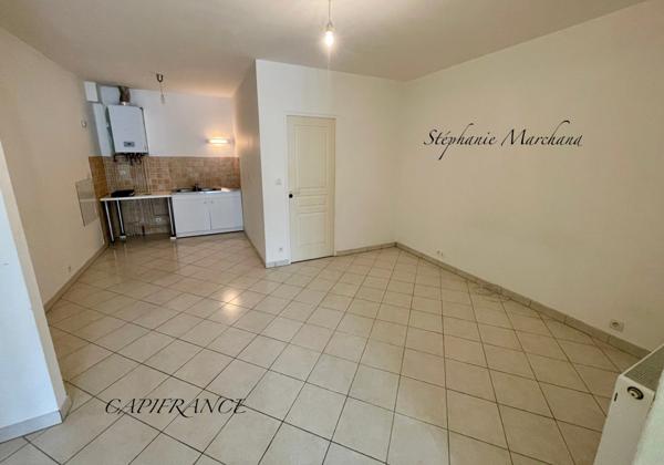 Local/bureau à vendre ILLIERS COMBRAY (28)