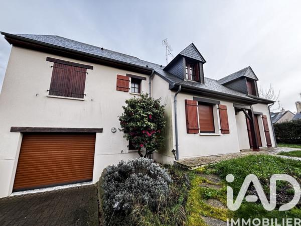Maison à vendre 5 pièces 116 m² Sablé-sur-Sarthe
