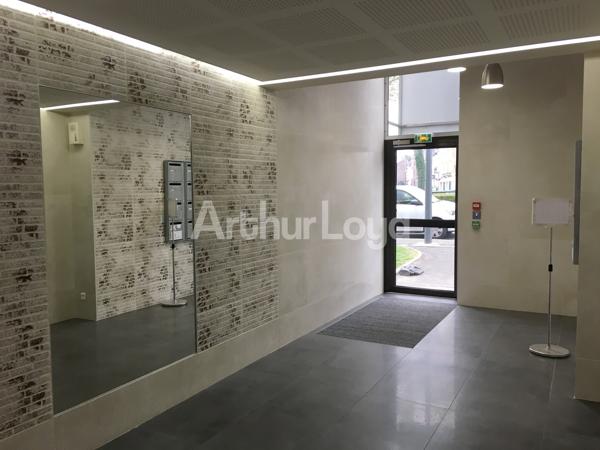 Bureaux à vendre - Emplacement Grands Boulevards à Lille - Immeuble rénové avec parking