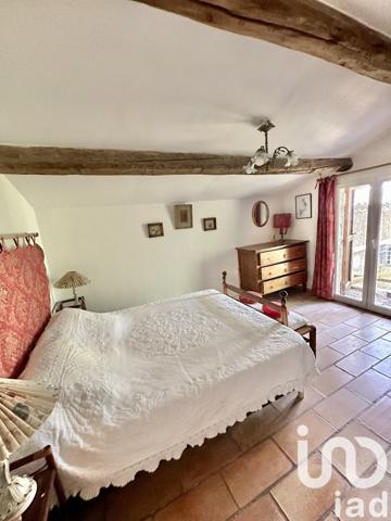 Maison 6 pièces de 220 m² à Gilette (06830)