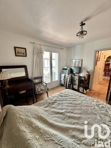 Maison 6 pièces de 220 m² à Gilette (06830)