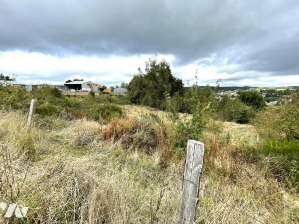 A VENDRE  TERRAIN INDUSTRIEL  