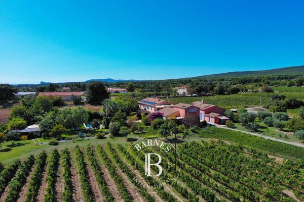 Saint-Cyr-sur-Mer, Mas 5 Chambres -  370 m² à vendre