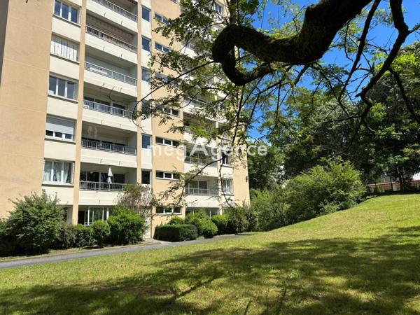 Appartement à SAINTE-FOY-LES-LYON, 69110 - 3 pièces 71m²