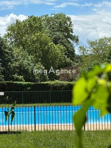Appartement à SAINTE-FOY-LES-LYON, 69110 - 3 pièces 71m²