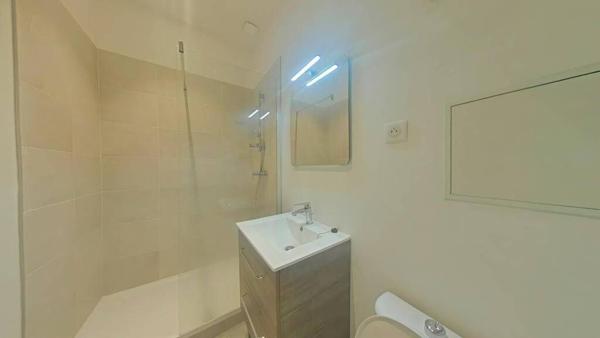 JOLI STUDIO HYPER CENTRE VILLE