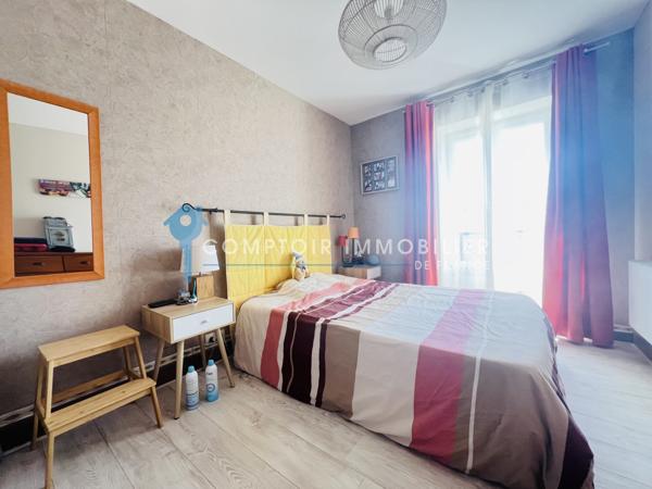 Duplex
                                                                                                                                                                                                                                                                                                                        3 pièce(s)                                                                                                                                                                                                          1 chambre(s)                                                                                                                                                                                                          48.53  m²