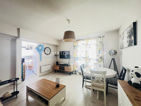 Duplex
                                                                                                                                                                                                                                                                                                                        3 pièce(s)                                                                                                                                                                                                          1 chambre(s)                                                                                                                                                                                                          48.53  m²