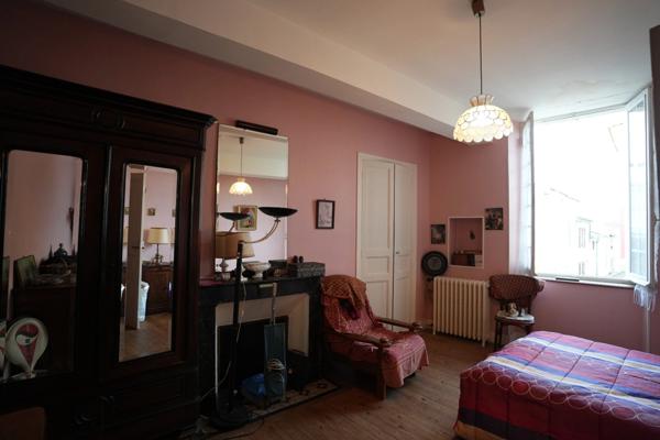 Maison de maître à 1h de Bordeaux, 3h de Paris