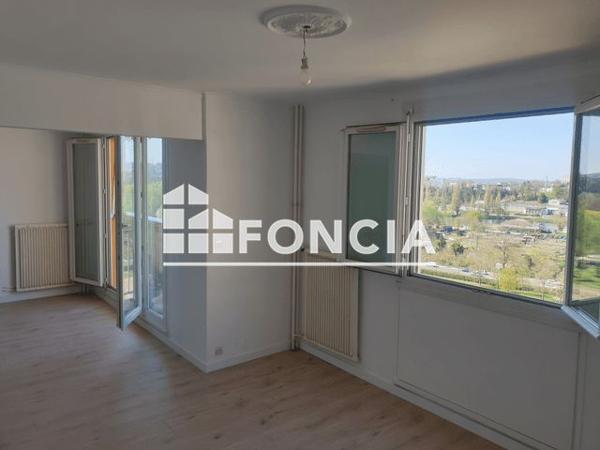 Location Appartement 4 pièces 75.7 m² - 9 RUE LEON LE ROYER Meaux 77100