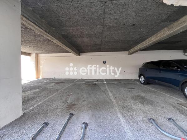 Parking - 14 m² Exclusivité efficity