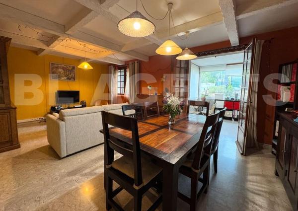 maison/villa 8 pièce(s) 235 m2