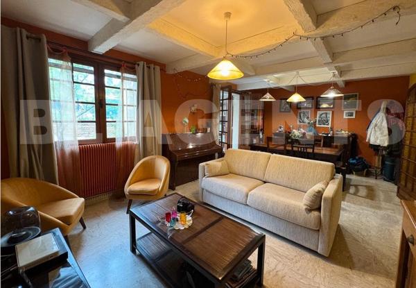 maison/villa 8 pièce(s) 235 m2