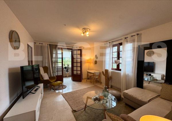 maison/villa 8 pièce(s) 235 m2