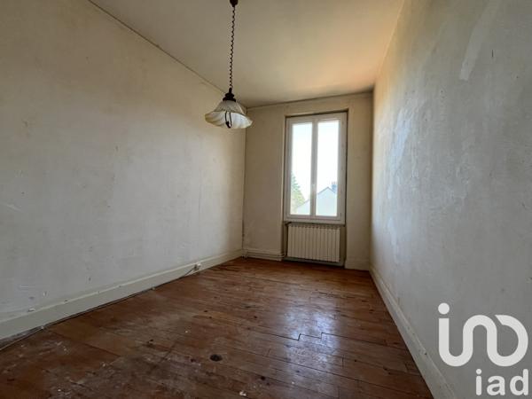 Immeuble à vendre 270 m² Giat