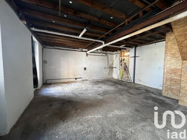 Immeuble à vendre 270 m² Giat