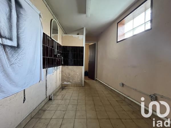 Immeuble à vendre 270 m² Giat