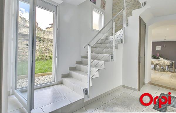 Maison à vendre    4 pièces •  Bourgoin-Jallieu