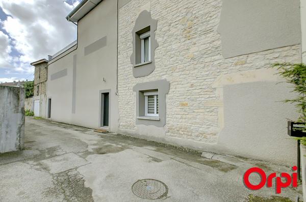 Maison à vendre    4 pièces •  Bourgoin-Jallieu
