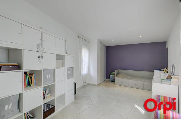 Maison à vendre    4 pièces •  Bourgoin-Jallieu