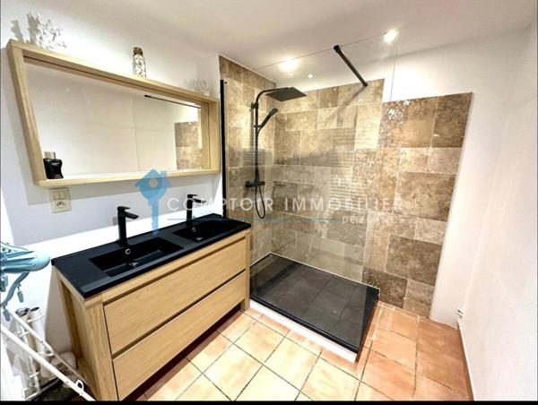 Appartement
                                                                                                                                                                                                                                                                                                                        3 pièce(s)                                                                                                                                                                                                          2 chambre(s)                                                                                                                                                                                                          70  m²