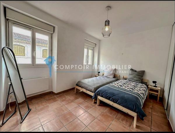 Appartement
                                                                                                                                                                                                                                                                                                                        3 pièce(s)                                                                                                                                                                                                          2 chambre(s)                                                                                                                                                                                                          70  m²