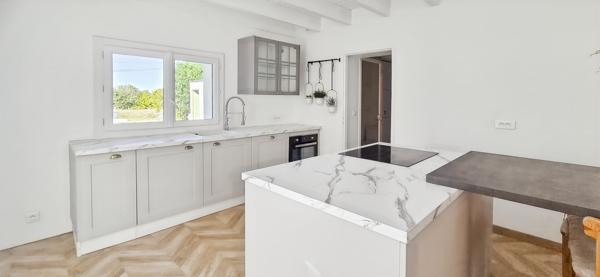 AMBES - 33810 - Maison familiale 180m² sur 700m² de parcelle - garage, piscine, calme !
