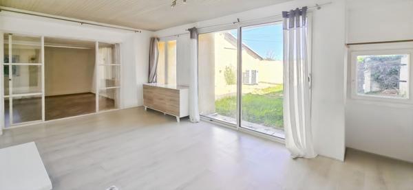 AMBES - 33810 - Maison familiale 180m² sur 700m² de parcelle - garage, piscine, calme !