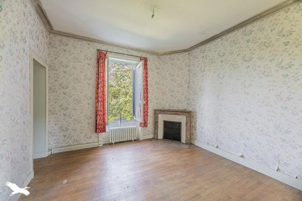 Maison à vendre 337 920 € Pocé-sur-Cisse 8 p 280 m² DPE G