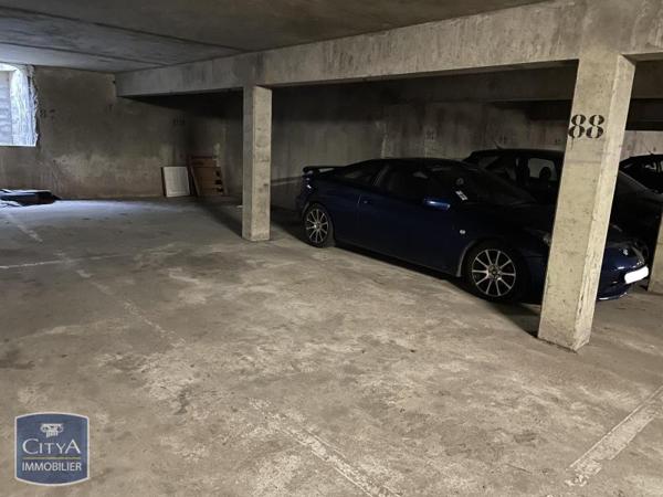 Parking à vendre 23m²