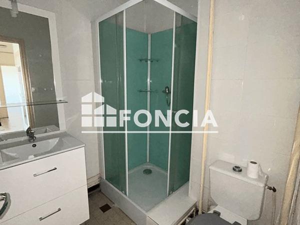 Location Appartement 2 pièces 42.71 m² - 189 AVENUE DE CHABEUIL Valence 26000