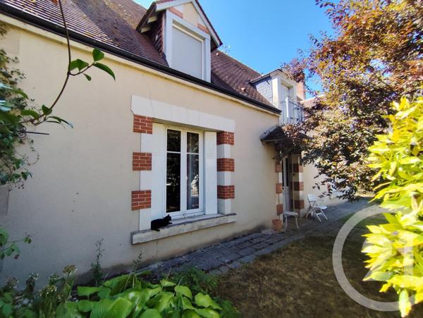 Maison à vendre  6 pièces - 198 m2 LA CHATRE - 36