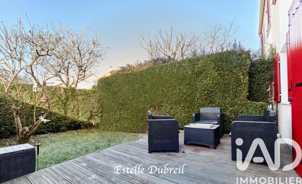 Maison à vendre 5 pièces 117 m² Voisins-le-Bretonneux