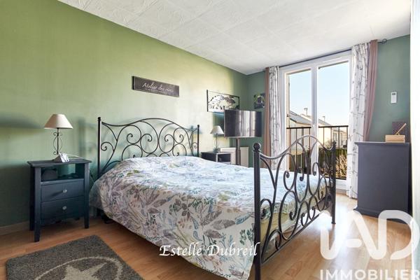 Maison à vendre 5 pièces 117 m² Voisins-le-Bretonneux