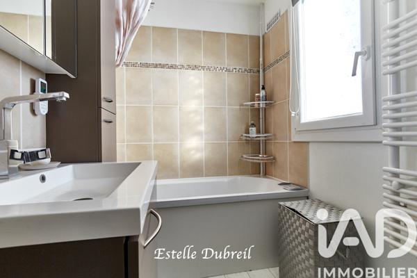 Maison à vendre 5 pièces 117 m² Voisins-le-Bretonneux