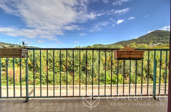 Amélie-les-Bains-Palalda (66110) Appartement F4 avec jardin et véranda