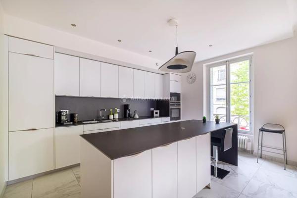 Vente Appartement 6 pièces 129 m2 à Lyon 6